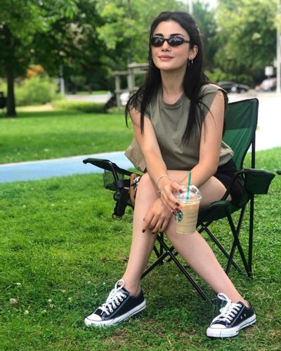 Özge Yağız seksi ifşa fotoğrafı 203