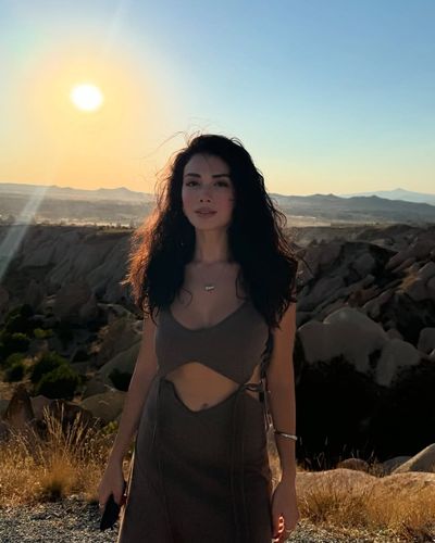 Özge Yağız seksi ifşa fotoğrafı 212