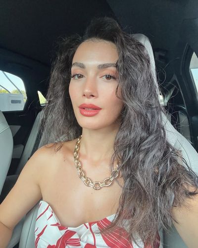 Özge Yağız seksi ifşa fotoğrafı 216