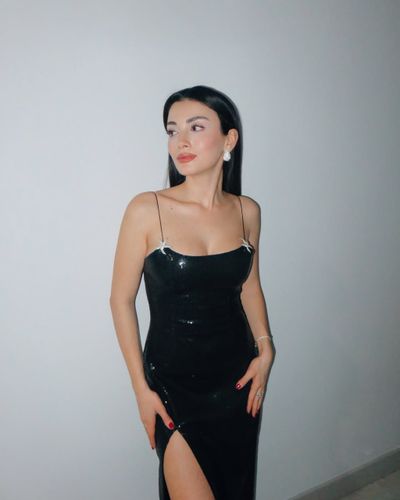 Özge Yağız seksi ifşa fotoğrafı 29