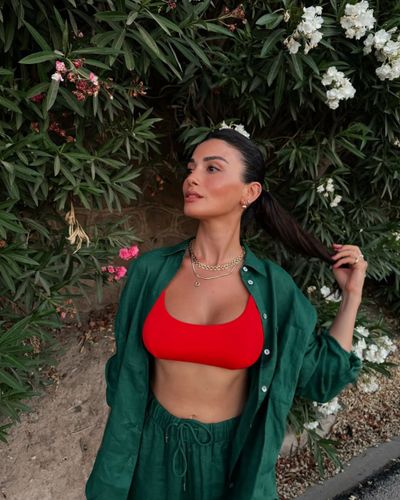 Özge Yağız seksi ifşa fotoğrafı 69
