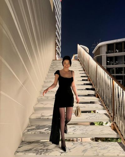 Özge Yağız seksi ifşa fotoğrafı 82