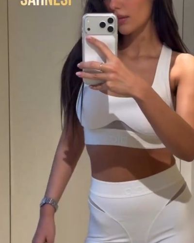 Özgü Kaya seksi ifşa fotoğrafı 430