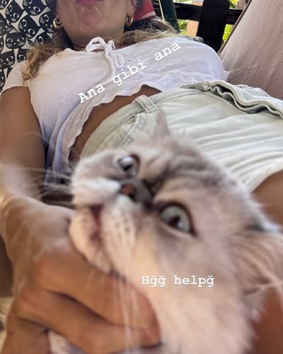 Özgün Bayraktar seksi ifşa fotoğrafı 12