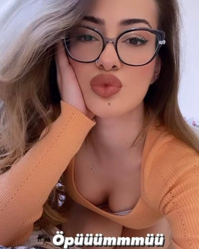 Öznur Güven seksi ifşa fotoğrafı 24782