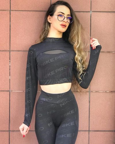 Öznur Güven seksi ifşa fotoğrafı 24512