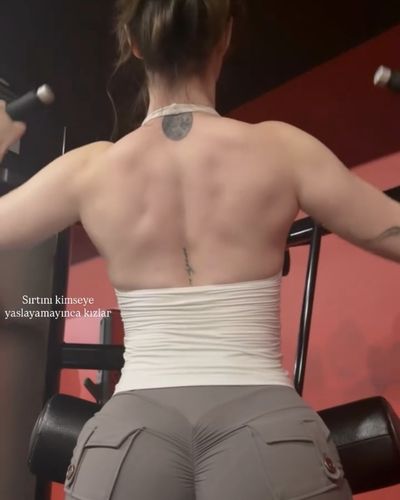 Öznur Güven seksi ifşa fotoğrafı 78