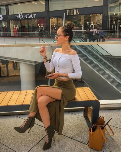 Öznur Güven seksi ifşa fotoğrafı 7