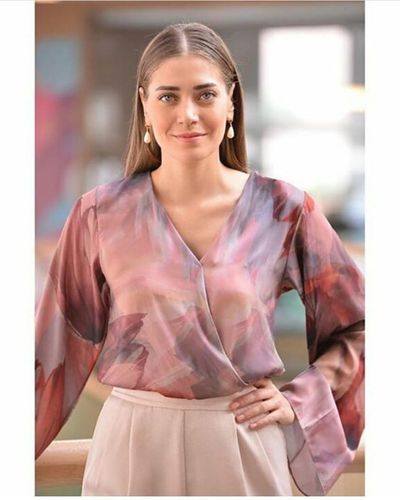 Öznur Serçeler seksi ifşa fotoğrafı 24419