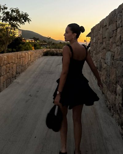Pelin Akil seksi ifşa fotoğrafı 57271