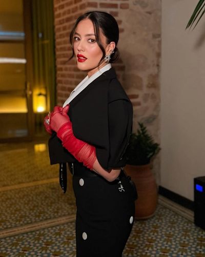Pelin Akil seksi ifşa fotoğrafı 1041