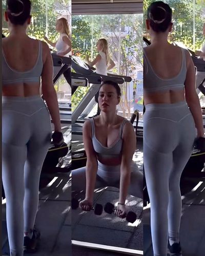 Pelin Akil seksi ifşa fotoğrafı 1047