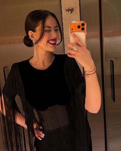Pelin Akil seksi ifşa fotoğrafı 1050
