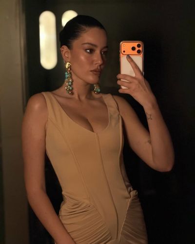 Pelin Akil seksi ifşa fotoğrafı 1059
