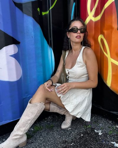 Pelin Akil seksi ifşa fotoğrafı 1083