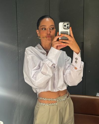 Pelin Akil seksi ifşa fotoğrafı 1085