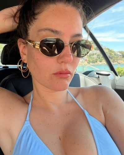 Pelin Akil seksi ifşa fotoğrafı 1097