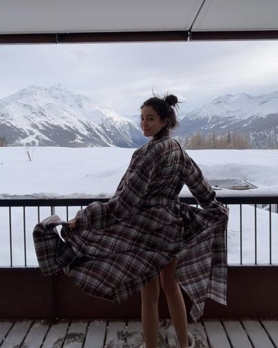 Pelin Akil seksi ifşa fotoğrafı 1137