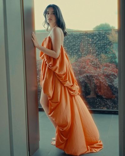 Pelin Akil seksi ifşa fotoğrafı 1140