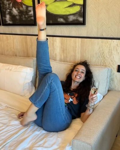 Pelin Akil seksi ifşa fotoğrafı 1161
