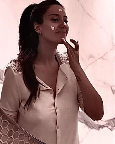 Pelin Akil seksi ifşa fotoğrafı 1179