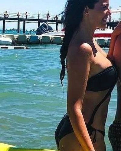 Pelin Akil seksi ifşa fotoğrafı 1208