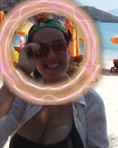 Pelin Akil seksi ifşa fotoğrafı 1230