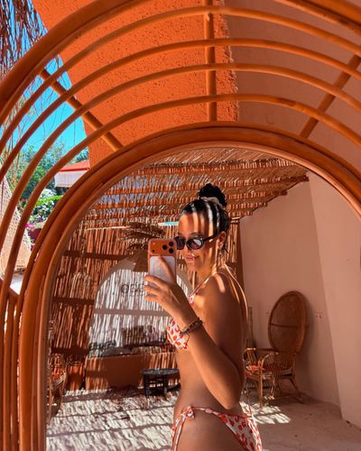 Pelin Akil seksi ifşa fotoğrafı 1254