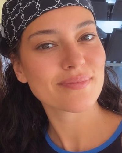 Pelin Akil seksi ifşa fotoğrafı 1273