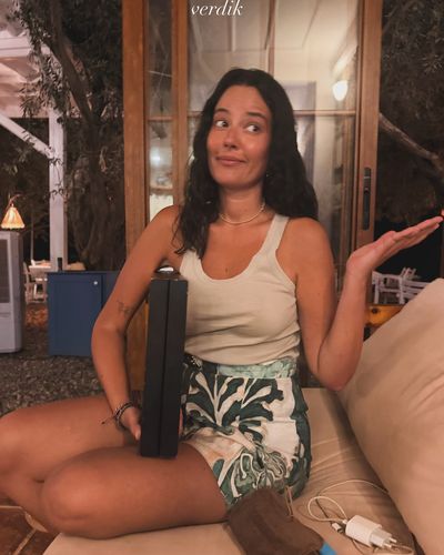 Pelin Akil seksi ifşa fotoğrafı 1277