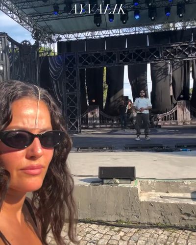 Pelin Akil seksi ifşa fotoğrafı 1293