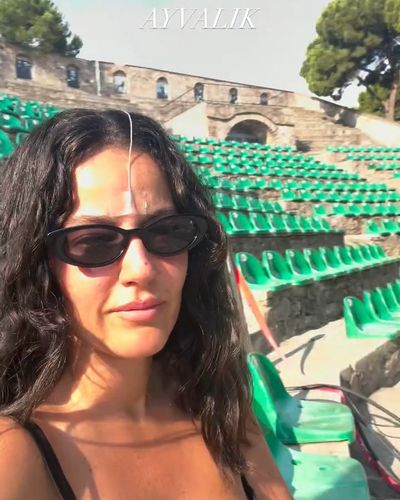 Pelin Akil seksi ifşa fotoğrafı 1294