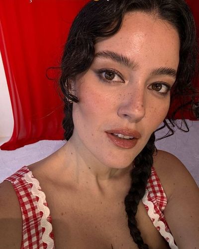 Pelin Akil seksi ifşa fotoğrafı 1344