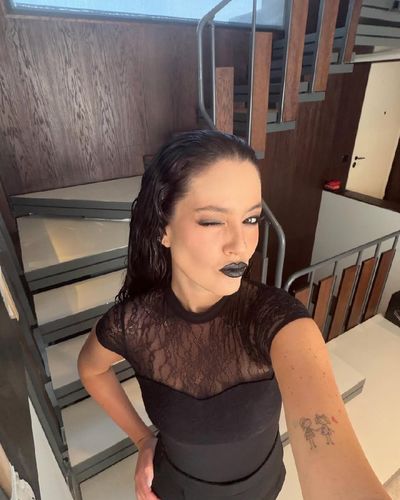 Pelin Akil seksi ifşa fotoğrafı 1368
