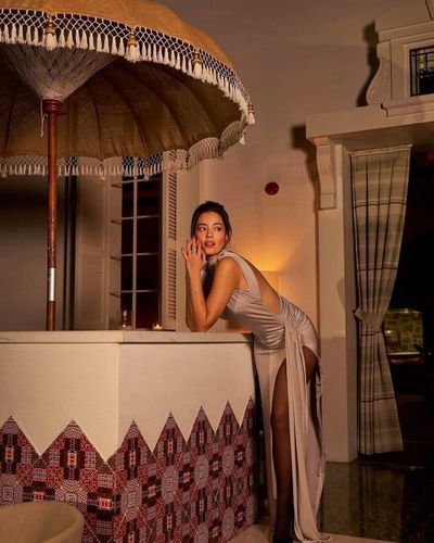 Pelin Akil seksi ifşa fotoğrafı 1381