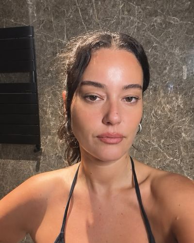 Pelin Akil seksi ifşa fotoğrafı 1400