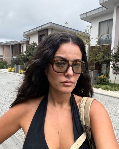 Pelin Akil seksi ifşa fotoğrafı 1401