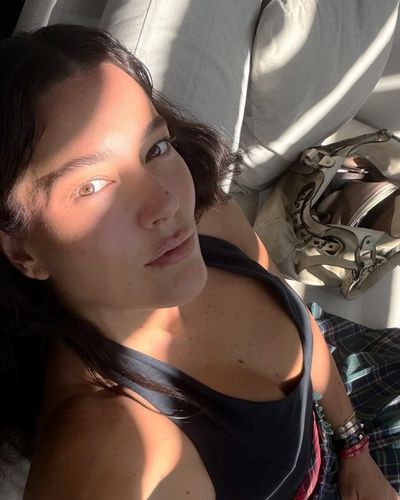 Pelin Akil seksi ifşa fotoğrafı 1402