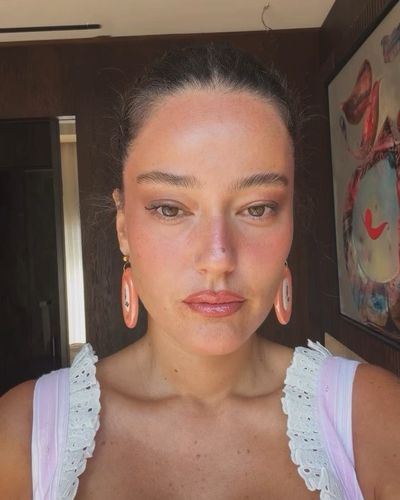 Pelin Akil seksi ifşa fotoğrafı 1403