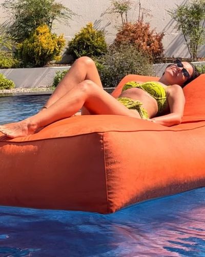 Pelin Akil seksi ifşa fotoğrafı 1425
