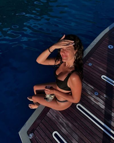 Pelin Akil seksi ifşa fotoğrafı 73640