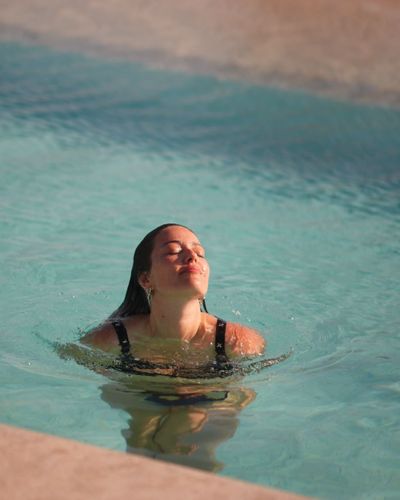 Pelin Akil seksi ifşa fotoğrafı 73633
