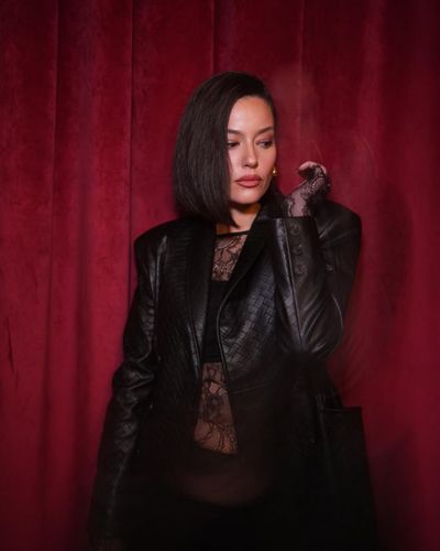 Pelin Akil seksi ifşa fotoğrafı 73630