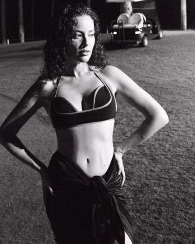 Pelin Akil seksi ifşa fotoğrafı 73614