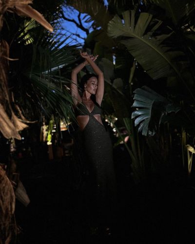 Pelin Akil seksi ifşa fotoğrafı 73609