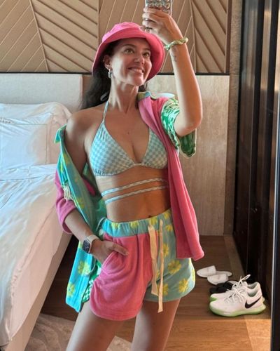 Pelin Akil seksi ifşa fotoğrafı 73592