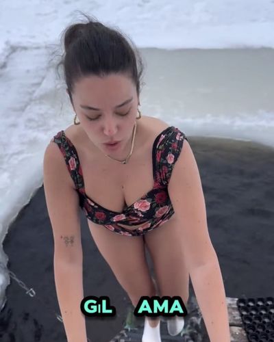 Pelin Akil seksi ifşa fotoğrafı 73347
