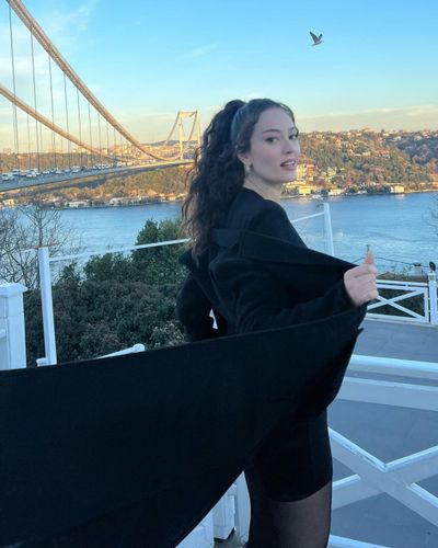Pelin Akil seksi ifşa fotoğrafı 73216