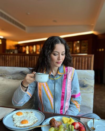 Pelin Akil seksi ifşa fotoğrafı 73124