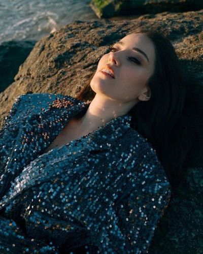 Pelin Akil seksi ifşa fotoğrafı 73113